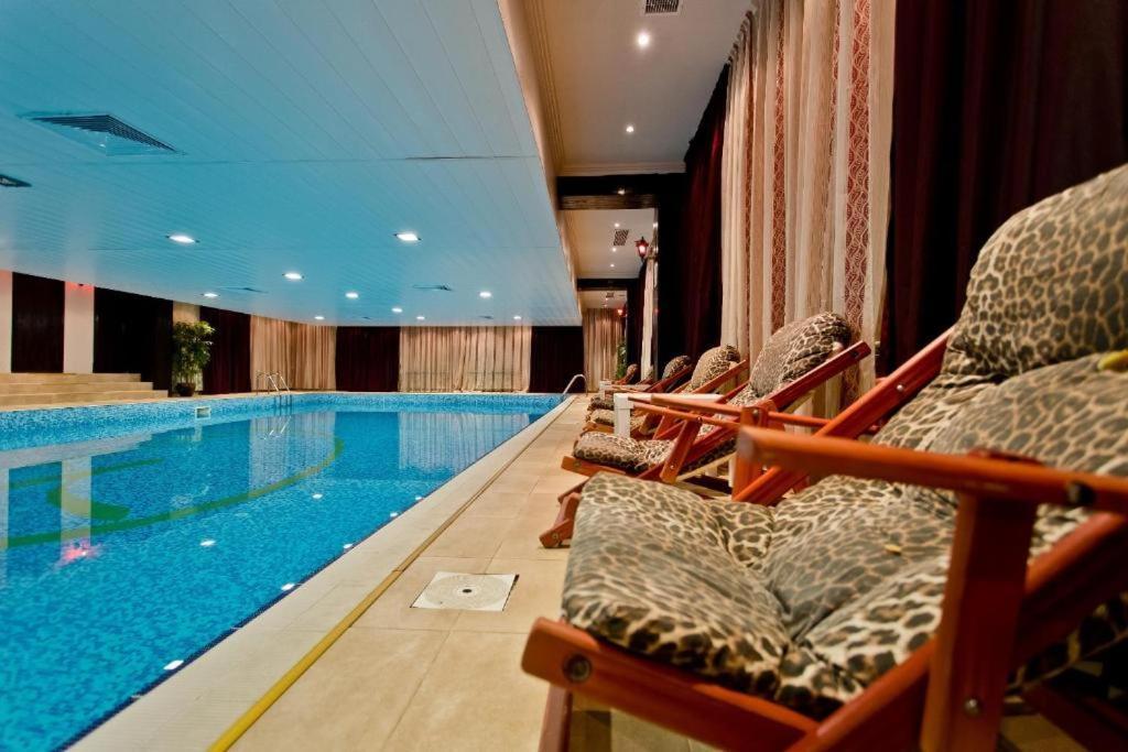 Гранд Манастира Частен Апартамент Pamporovo Exterior foto